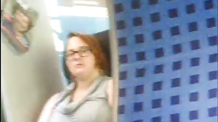 Le femme vierge porn sexe d'inceste en groupe était arrangé par des fils, ayant déjà échangé des mères